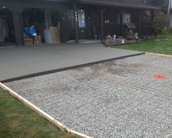Driveway Replacement: Repairing Cracks and Potholes